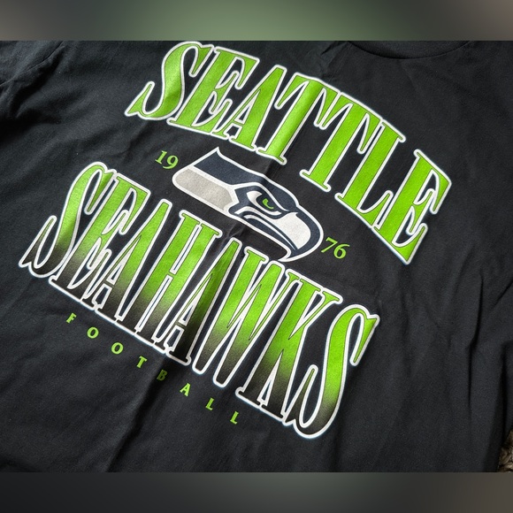 NFL Seattle Seahawks t-shirt - Picture 2 of 5